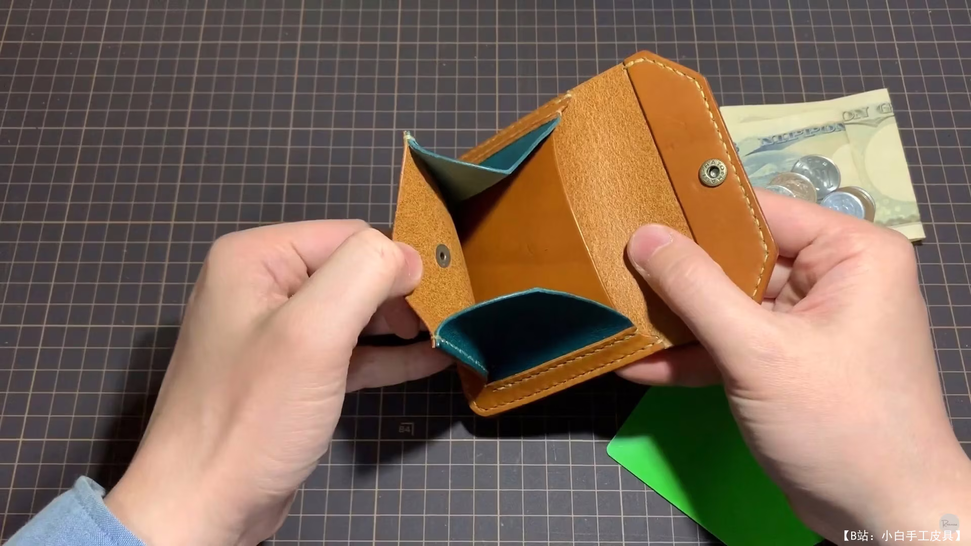 来自 rascasse tokyo 的免费版型迷你钱包，可存放纸币和卡片 - 5