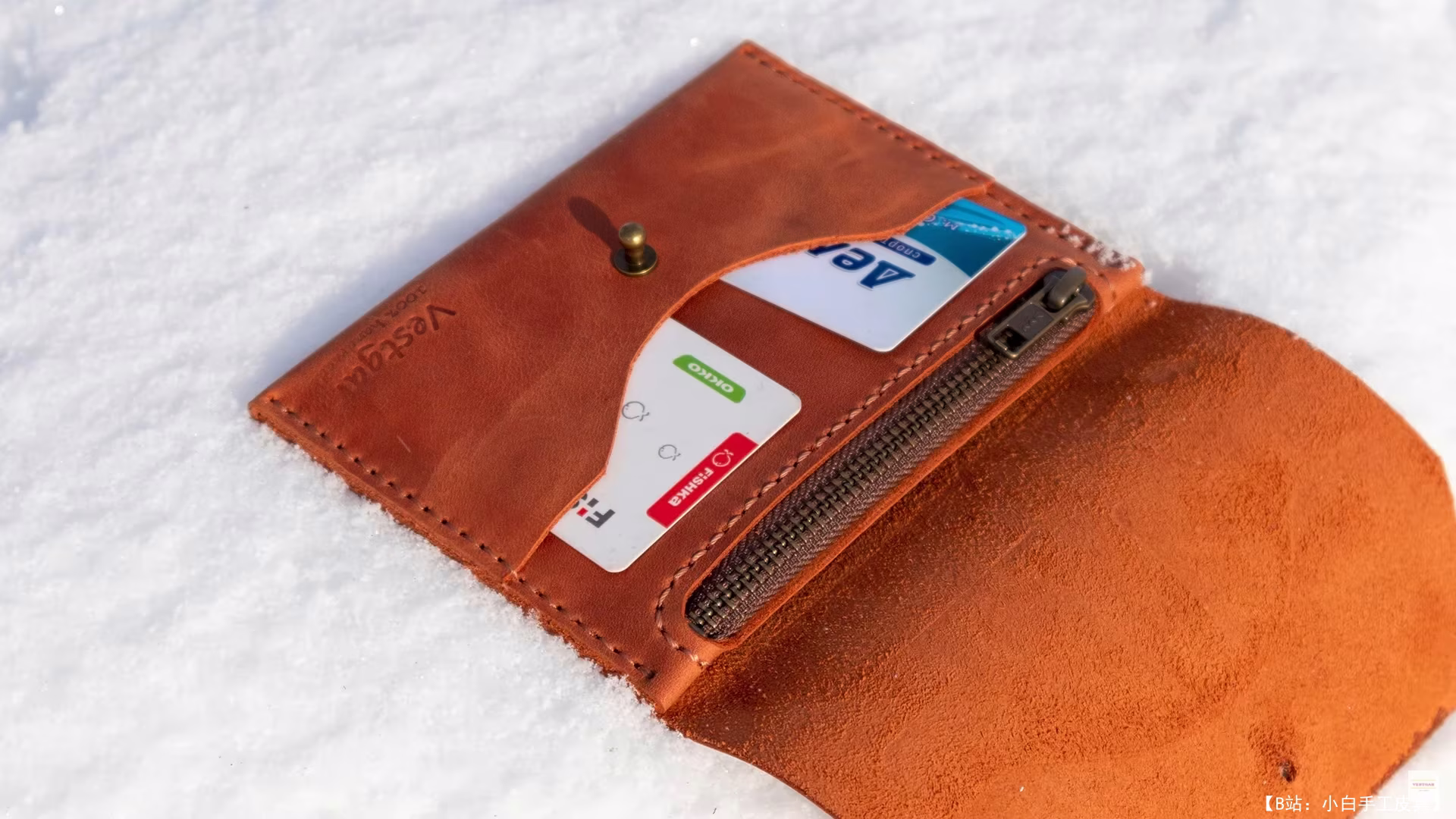 可存放汽车文件和护照的免费版型钱包，来自 Vestgara 的车间 - 2