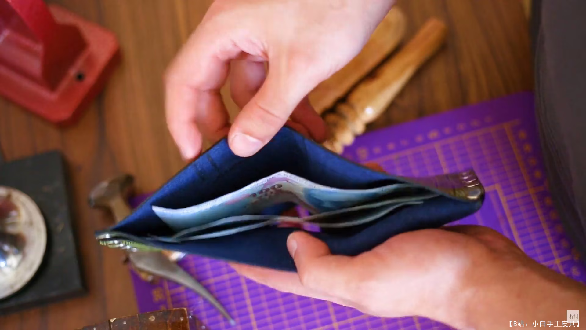 OKAPI 免费版型无缝皮革钱包 - 3