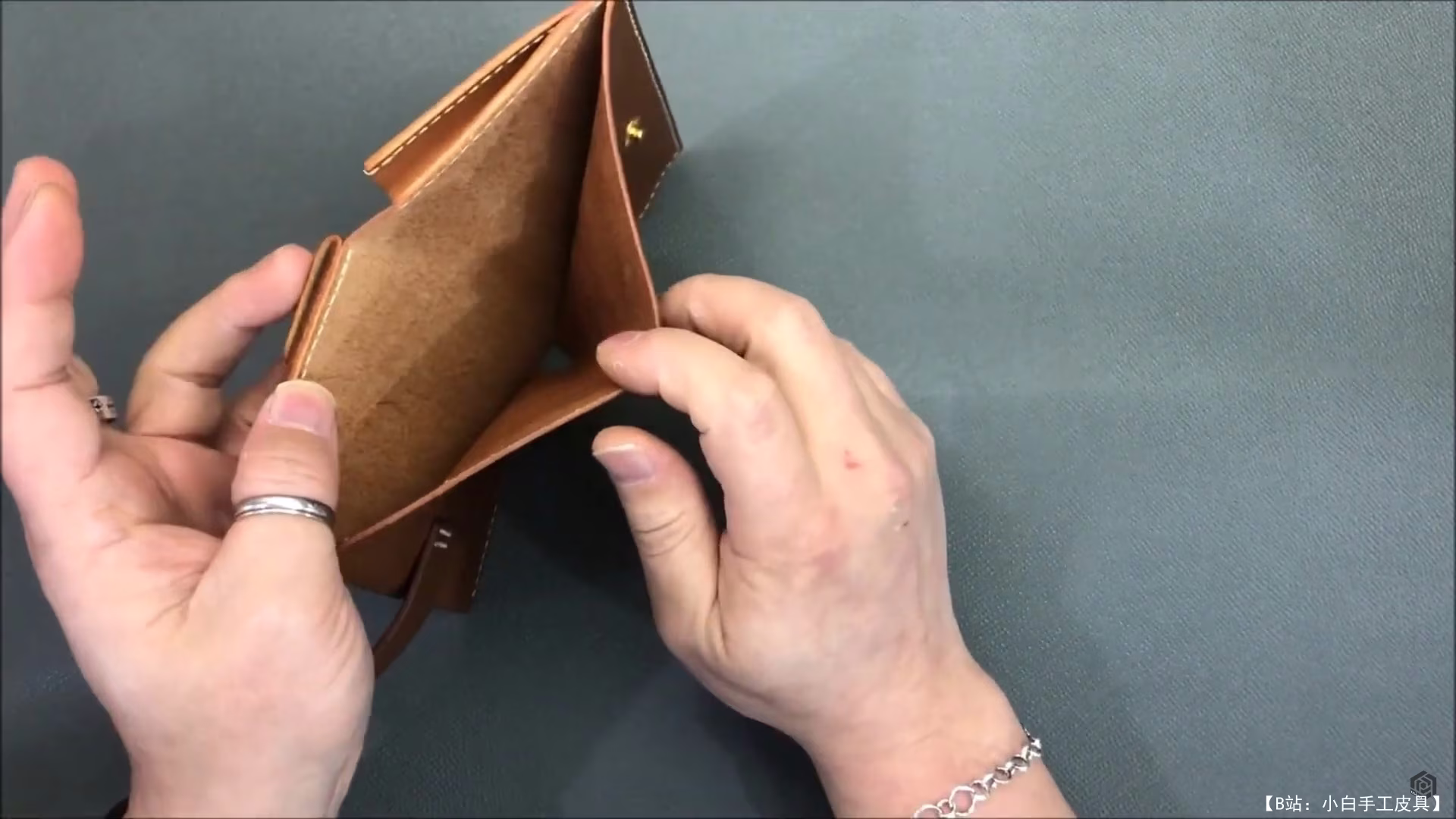 MIROARTE 免费版型双折钱包 - 5