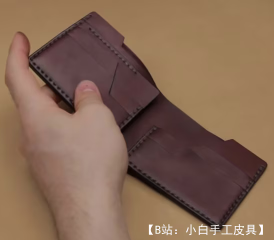 免费版型双折钱包 Serzh_Nikitin - 1