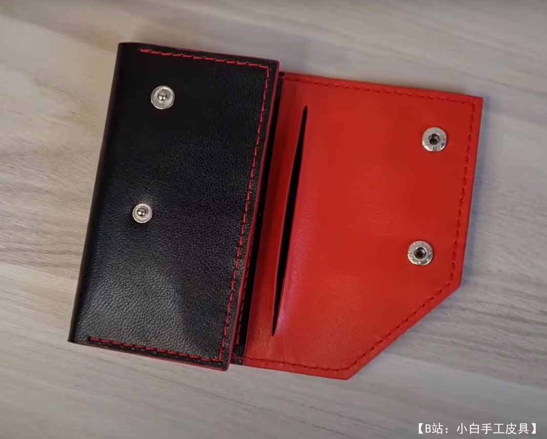 Caspia Leather 的免费版型钱包 - 2