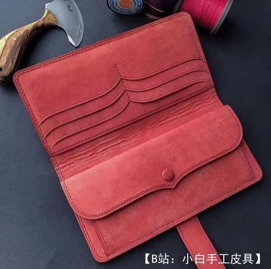 1 月 18 日之前为女性提供免费钱包版型 官方 - 1