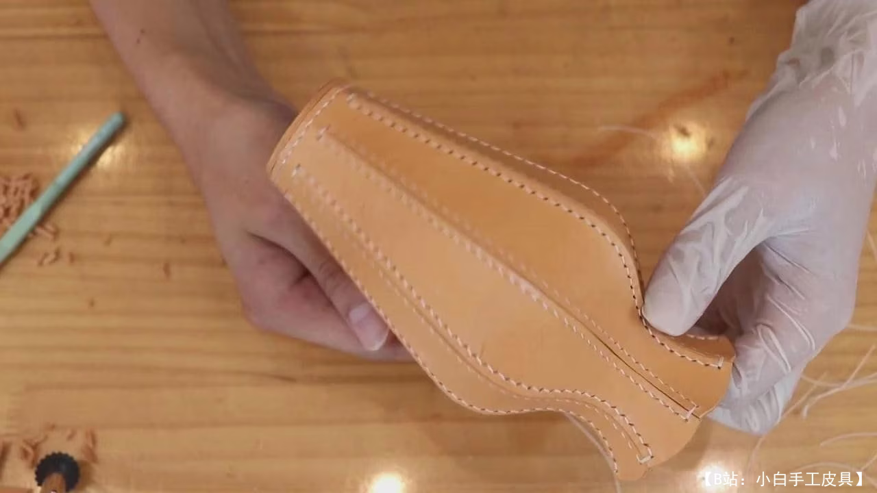 Piquanqua 的免费皮革花瓶版型 - 1