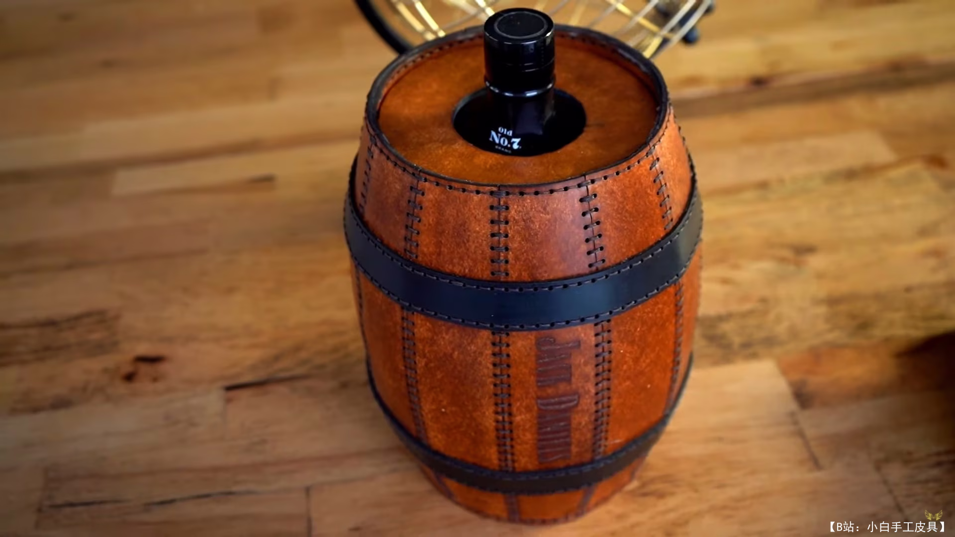 Creative Awl 免费版型桶瓶架 - 3